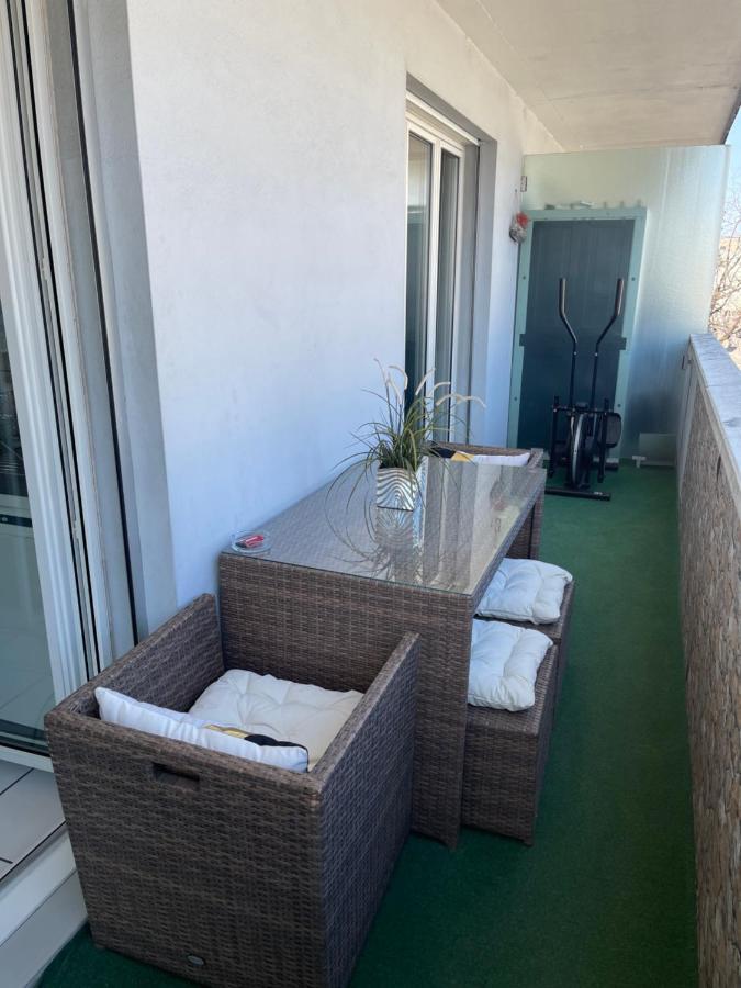 Cosy Apartment - Geneva Centre Екстер'єр фото